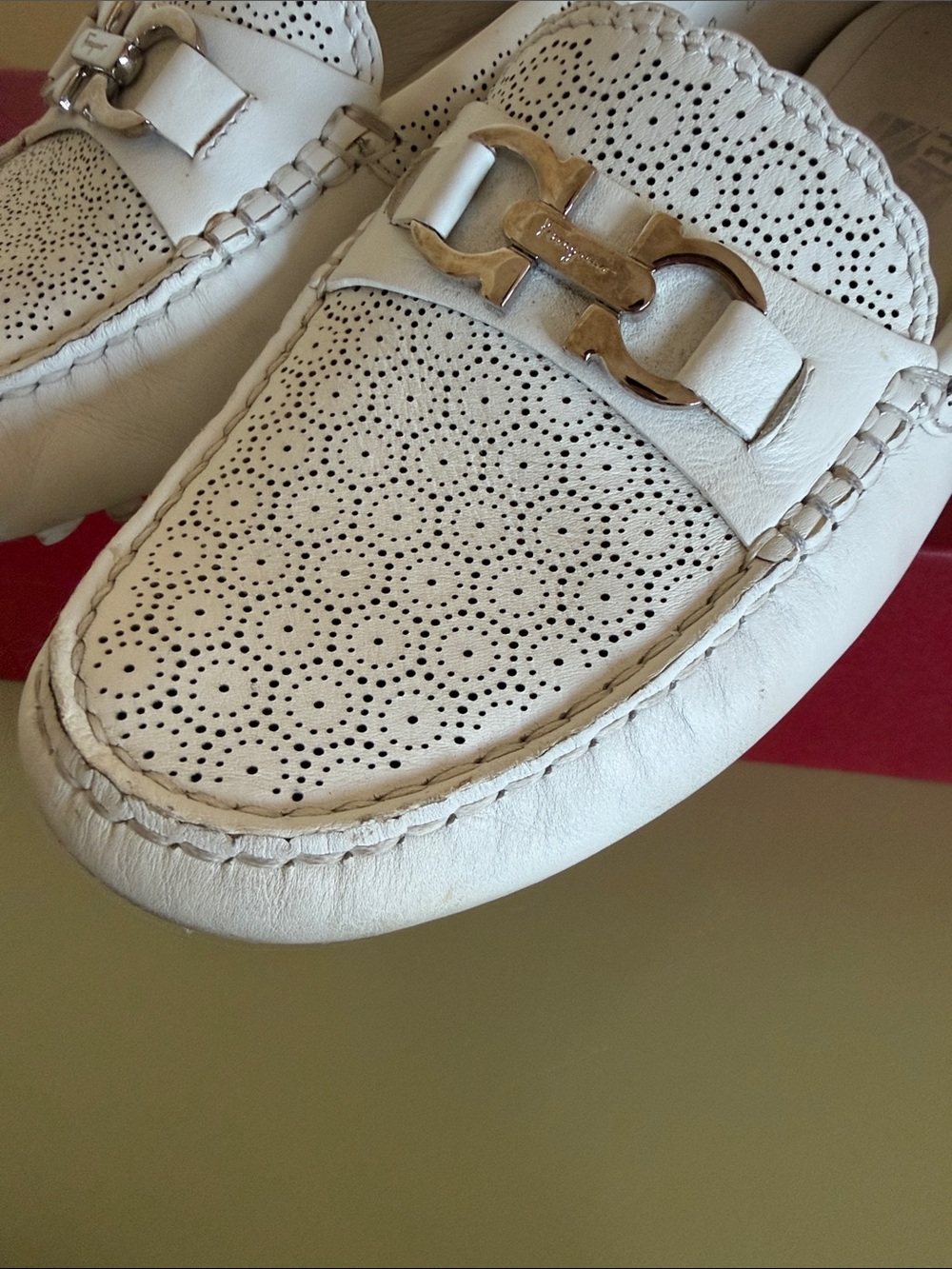 Ferragamo White Leather Perforated Driving Loafers with Metal Bit - Picture 2 of 6